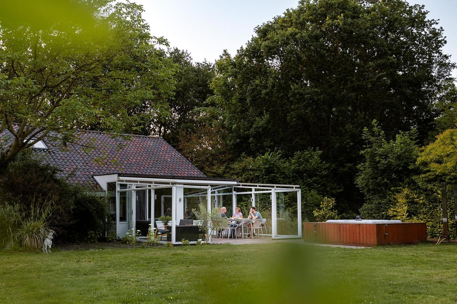 Residenties En Bungalow Royal 돔브르흐 외부 사진